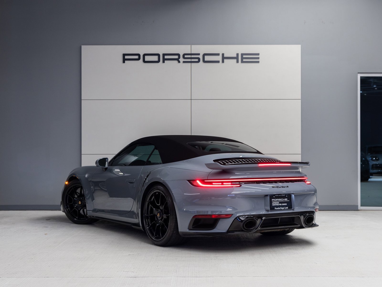 Certified 2024 Porsche 911 Turbo S image 3