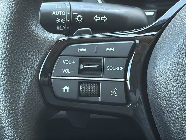 Used 2023 Honda Pilot LX image 19