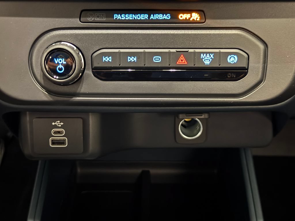 New 2026 Ford Maverick XL FWD image 13