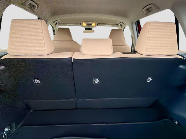 Used 2019 Toyota RAV4 LE image 23