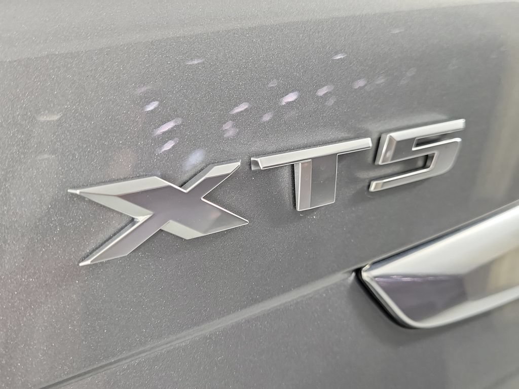 Used 2025 Cadillac XT5 Sportv AWD/4WD image 6