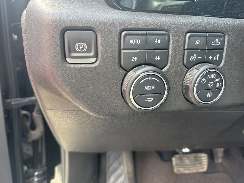 Used 2024 Chevrolet Silverado 2500 High Country w/ High Country Premium Package image 25
