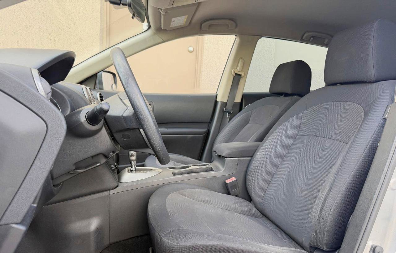 Used 2011 Nissan Rogue S image 15