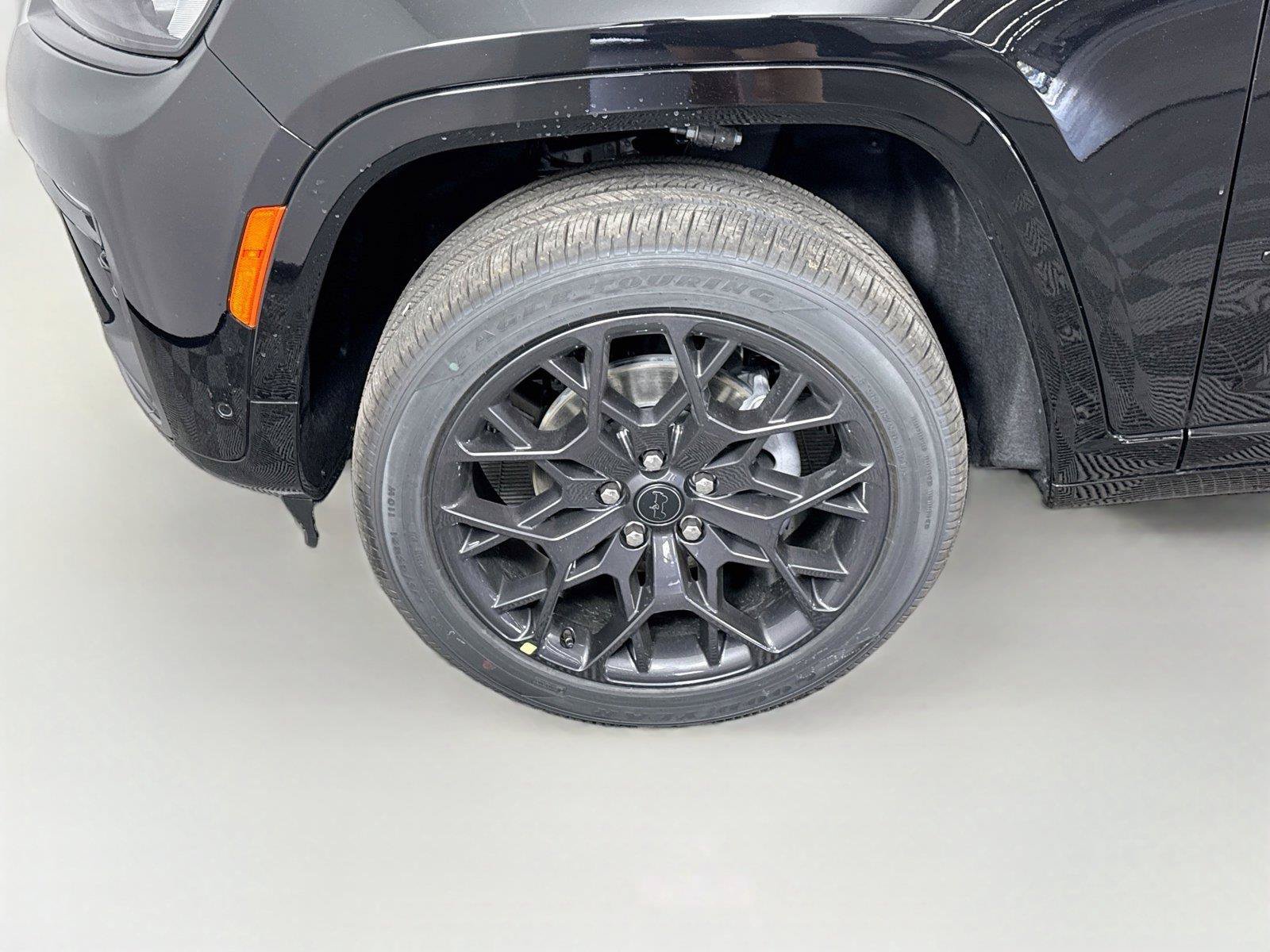 New 2027 Jeep Grand Cherokee Summit AWD/4WD image 26