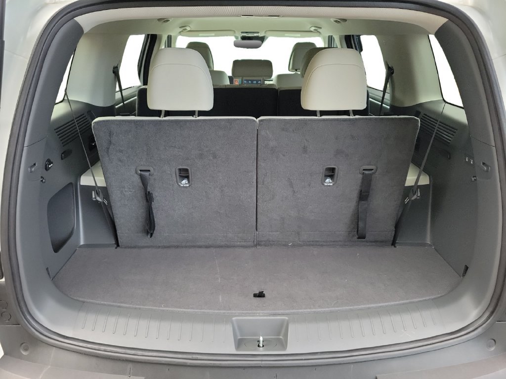 Used 2025 Hyundai Santa Fe SEL FWD image 26