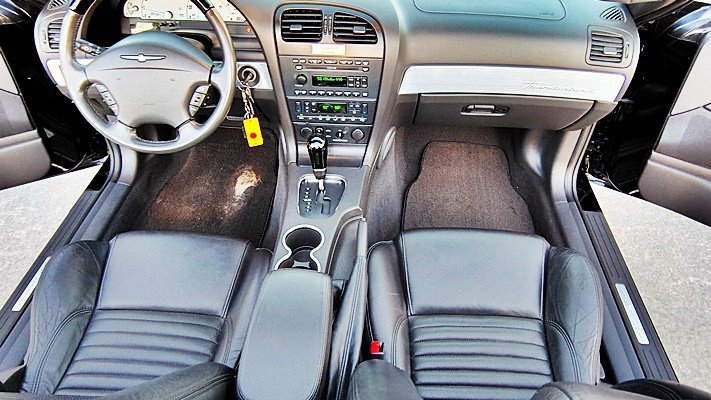 Used 2002 Ford Thunderbird Deluxe image 14