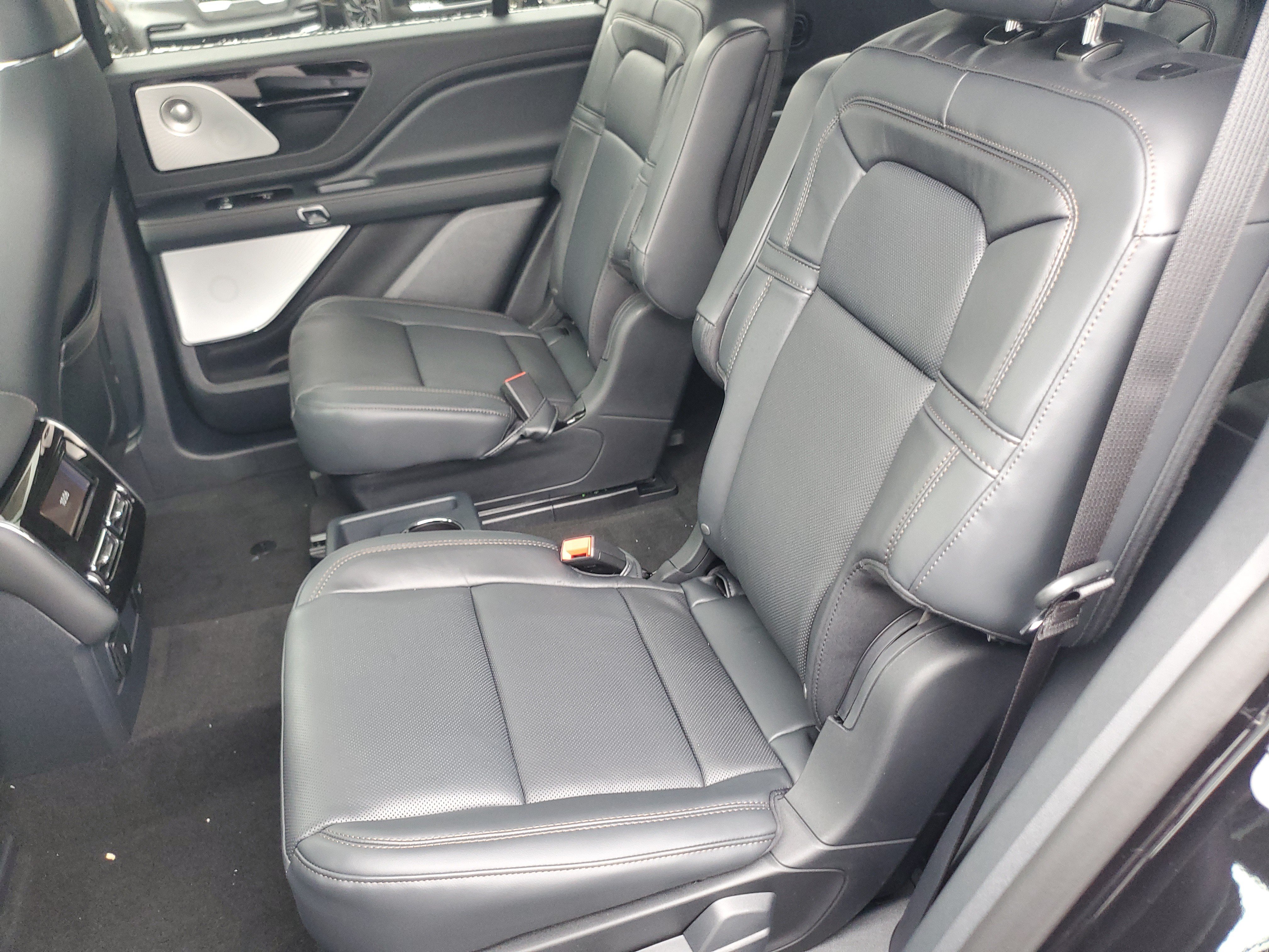New 2027 Lincoln Aviator Reserve AWD/4WD image 27