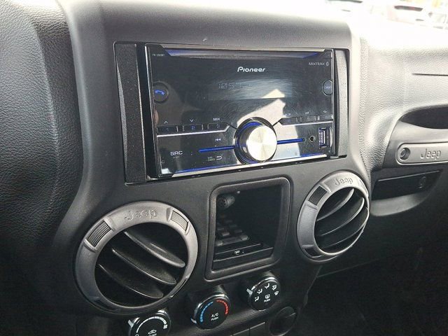 Used 2017 Jeep Wrangler Sport image 23