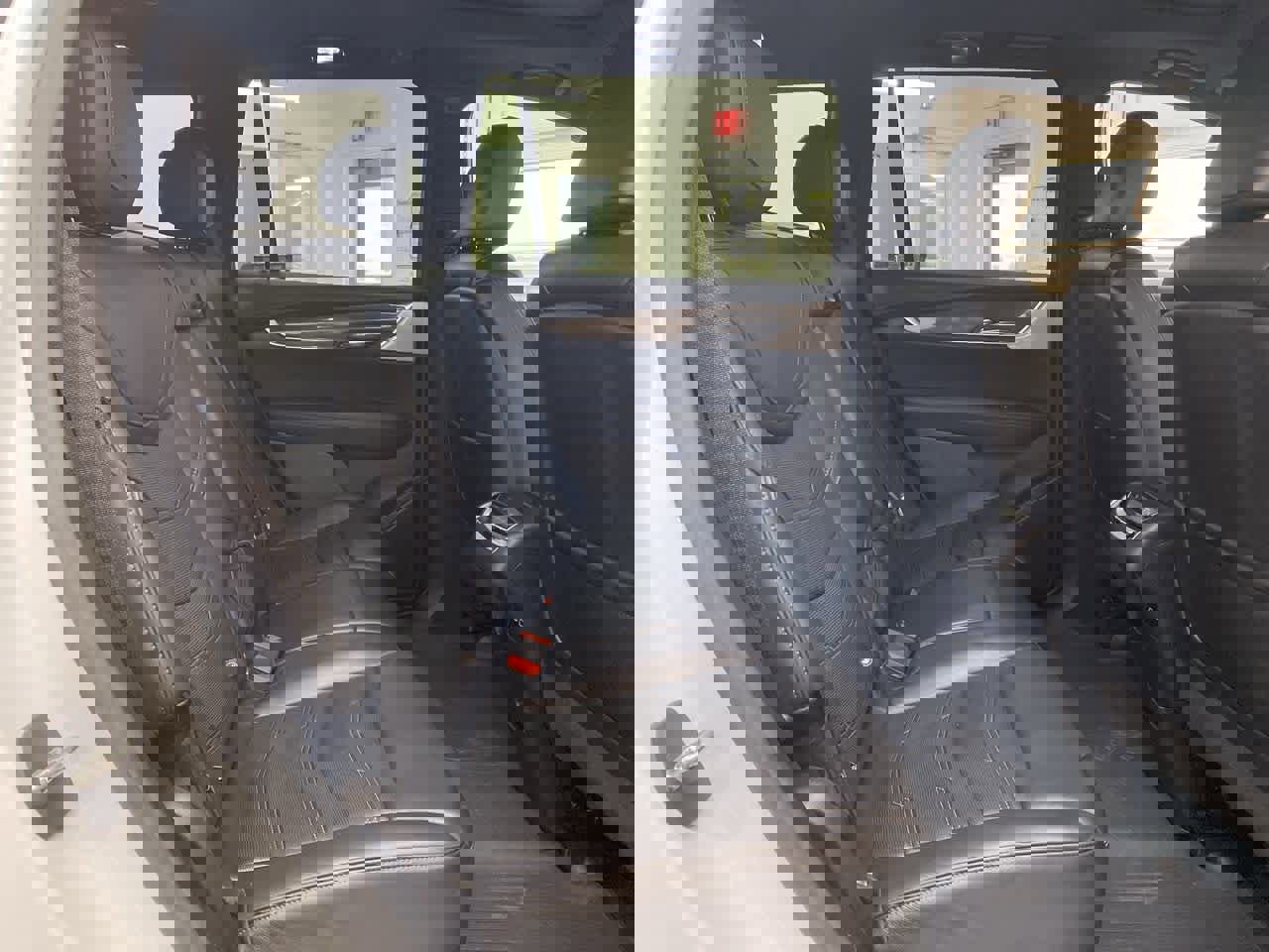 Used 2020 Cadillac XT6 Premium Luxury w/ Platinum Package image 19