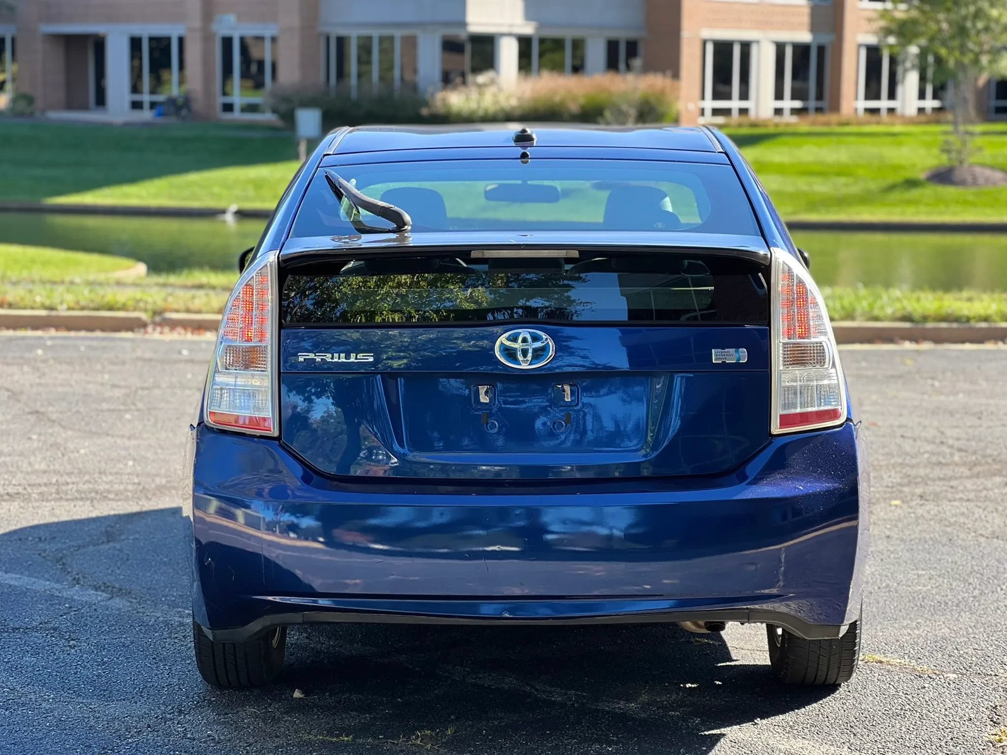 Used 2010 Toyota Prius Five FWD image 4