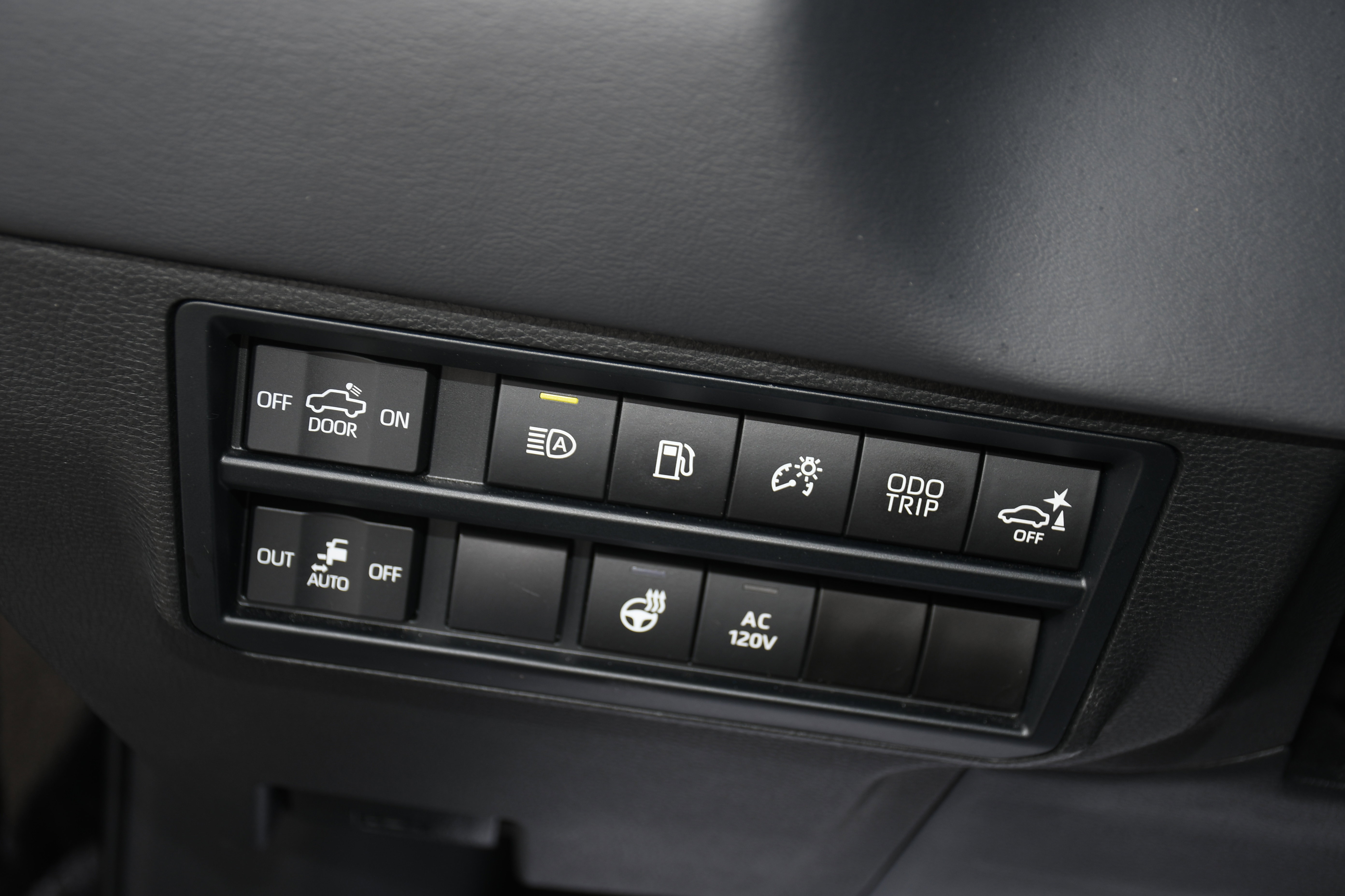 Used 2023 Toyota Tundra Platinum image 16