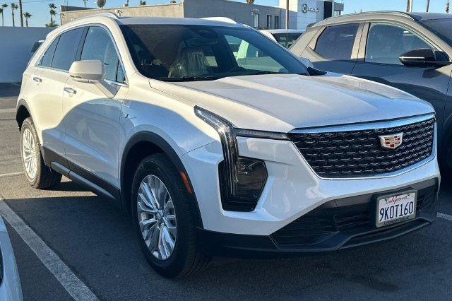 Used 2024 Cadillac XT4 Luxury w/ Cold Weather Package