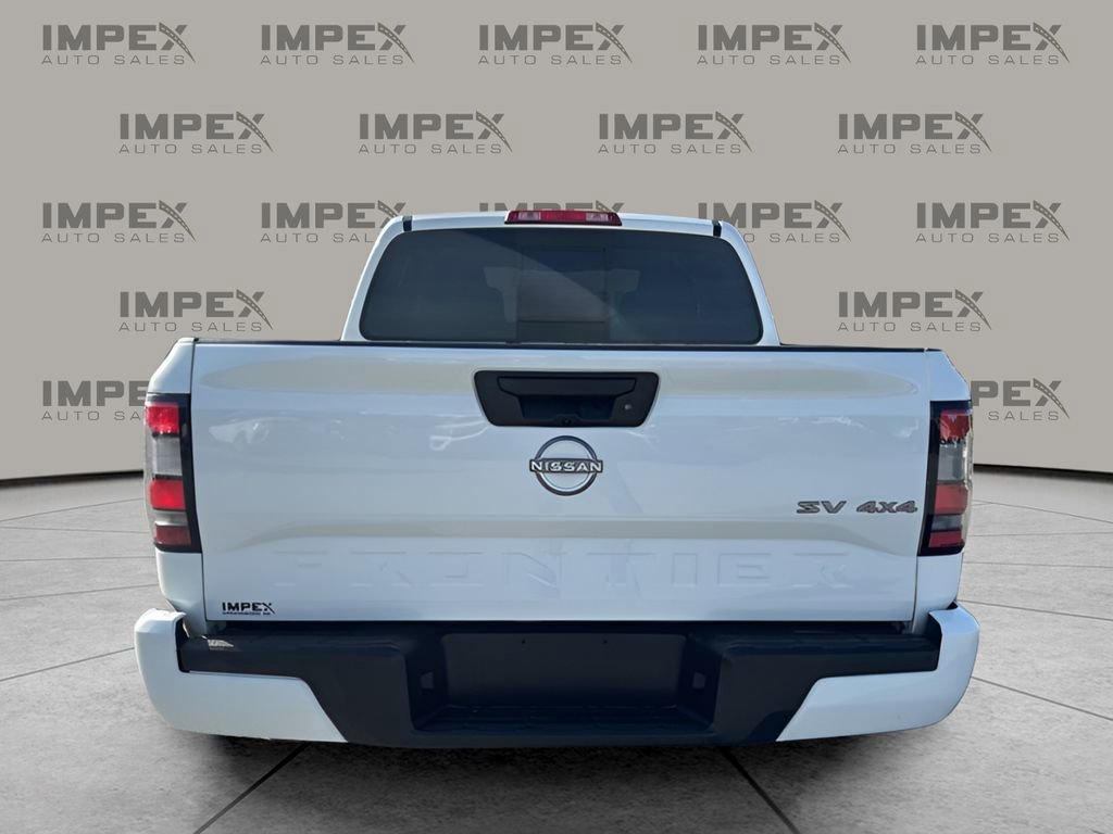 Used 2022 Nissan Frontier SV AWD/4WD image 4
