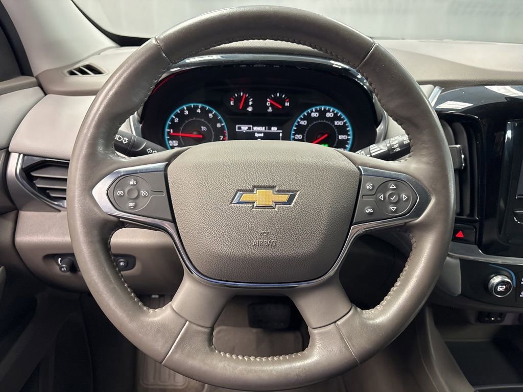 Used 2018 Chevrolet Traverse LT image 36