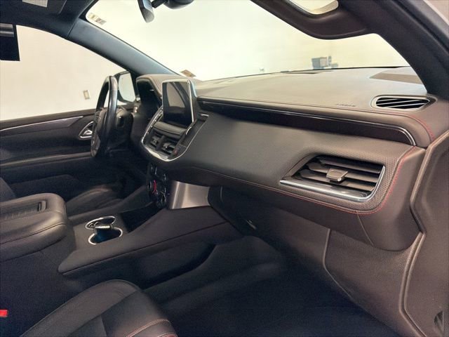 Used 2022 Chevrolet Suburban RST w/ Luxury Package AWD/4WD image 40