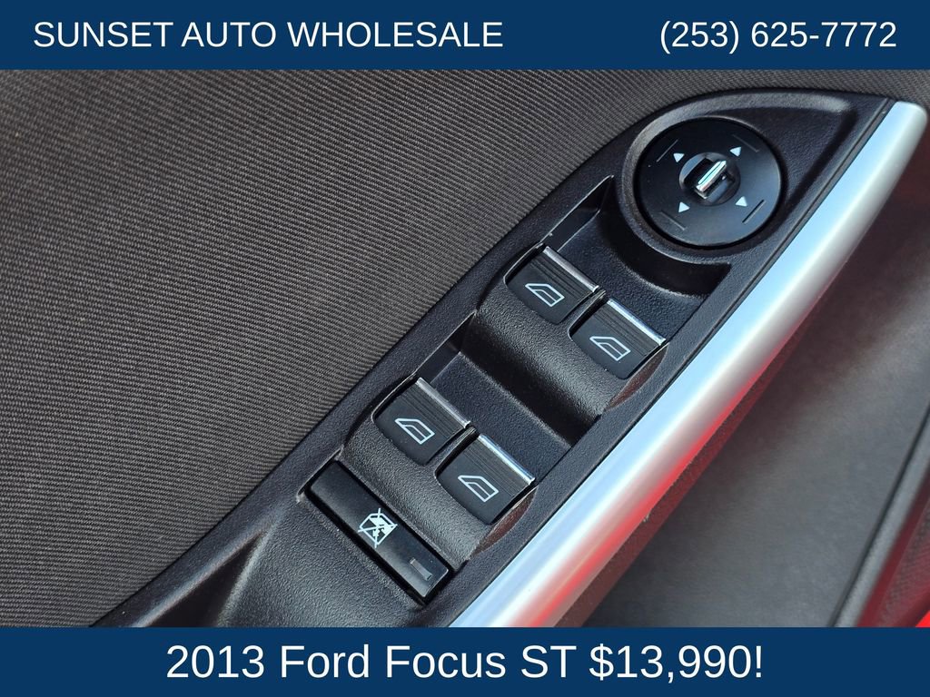 Used 2013 Ford Focus ST image 28