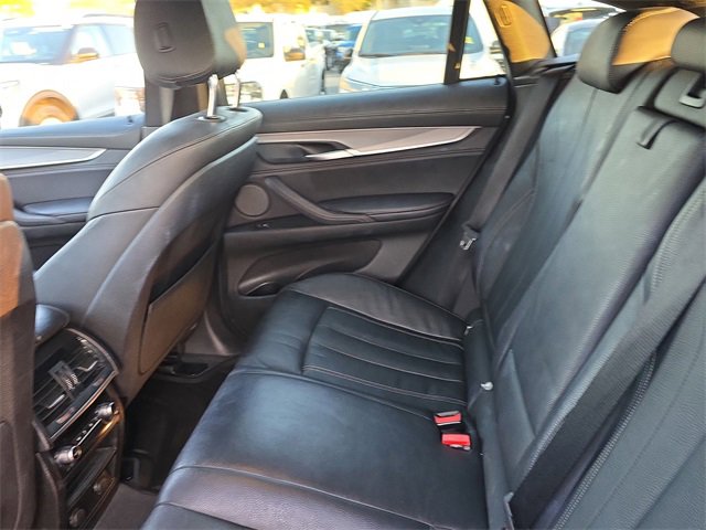 Used 2019 BMW X6 sDrive35i w/ M Sport Package image 14