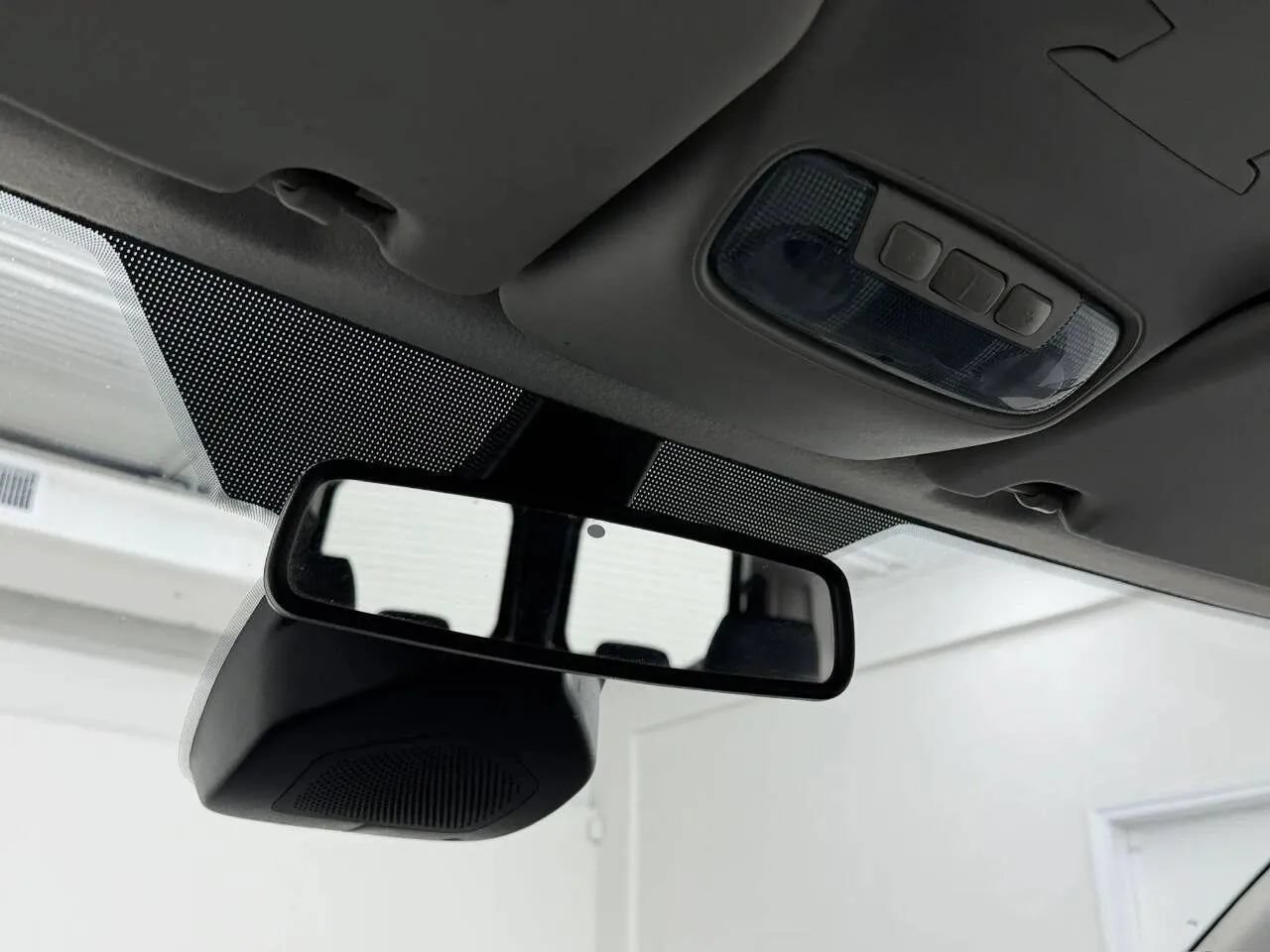 Used 2020 Ford Transit Connect XL FWD image 34