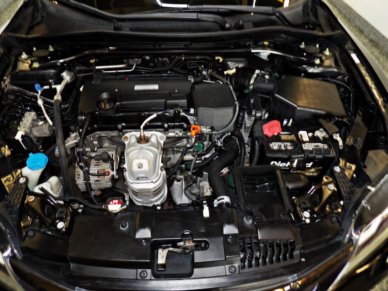 Used 2016 Honda Accord EX image 21