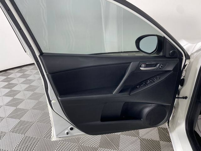 Used 2010 MAZDA MAZDA3 i Touring FWD image 16