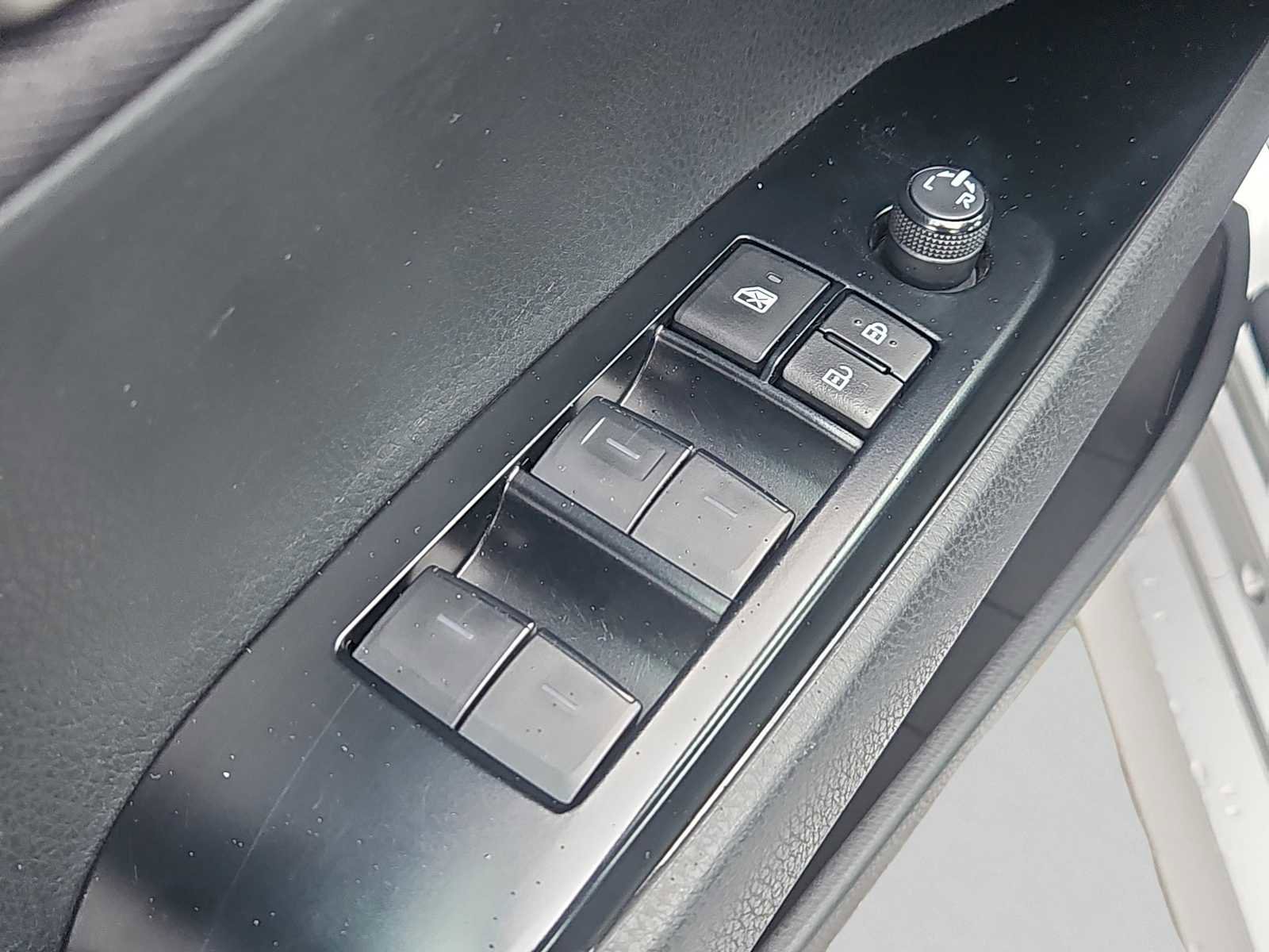 Used 2025 Toyota Camry LE w/ Convenience Package AWD/4WD image 24