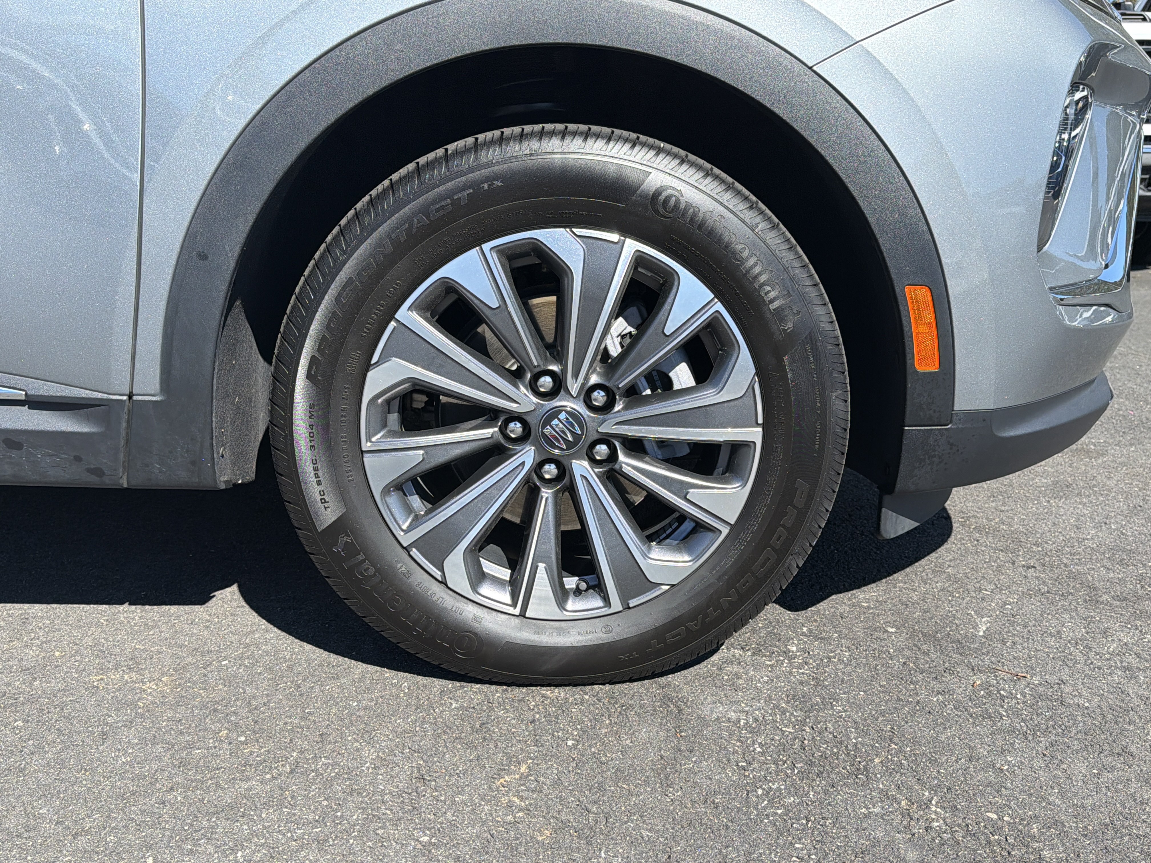 Used 2025 Buick Envision Preferred AWD/4WD image 12