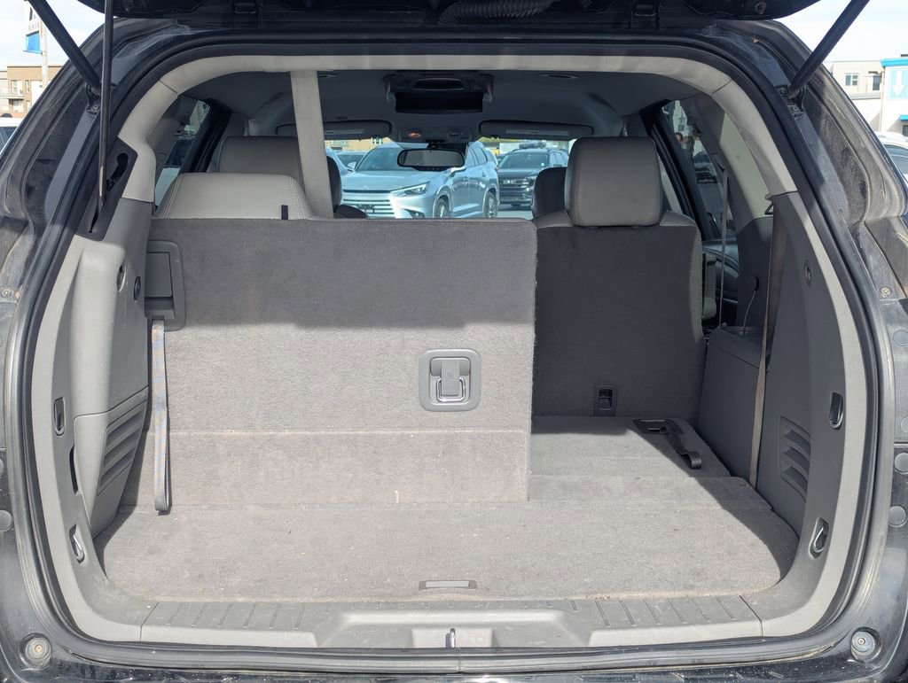 Used 2016 Chevrolet Traverse LTZ image 31