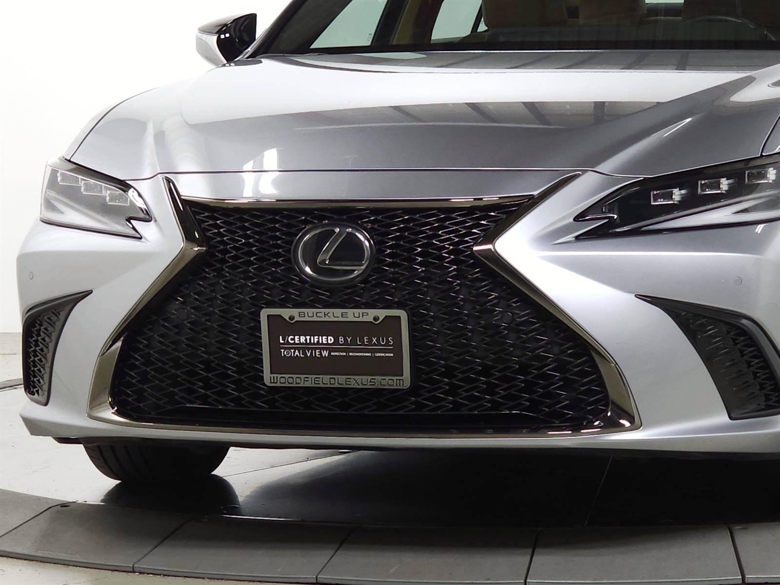 Certified 2025 Lexus ES 350 w/ Accessory Package (Z2) FWD image 4