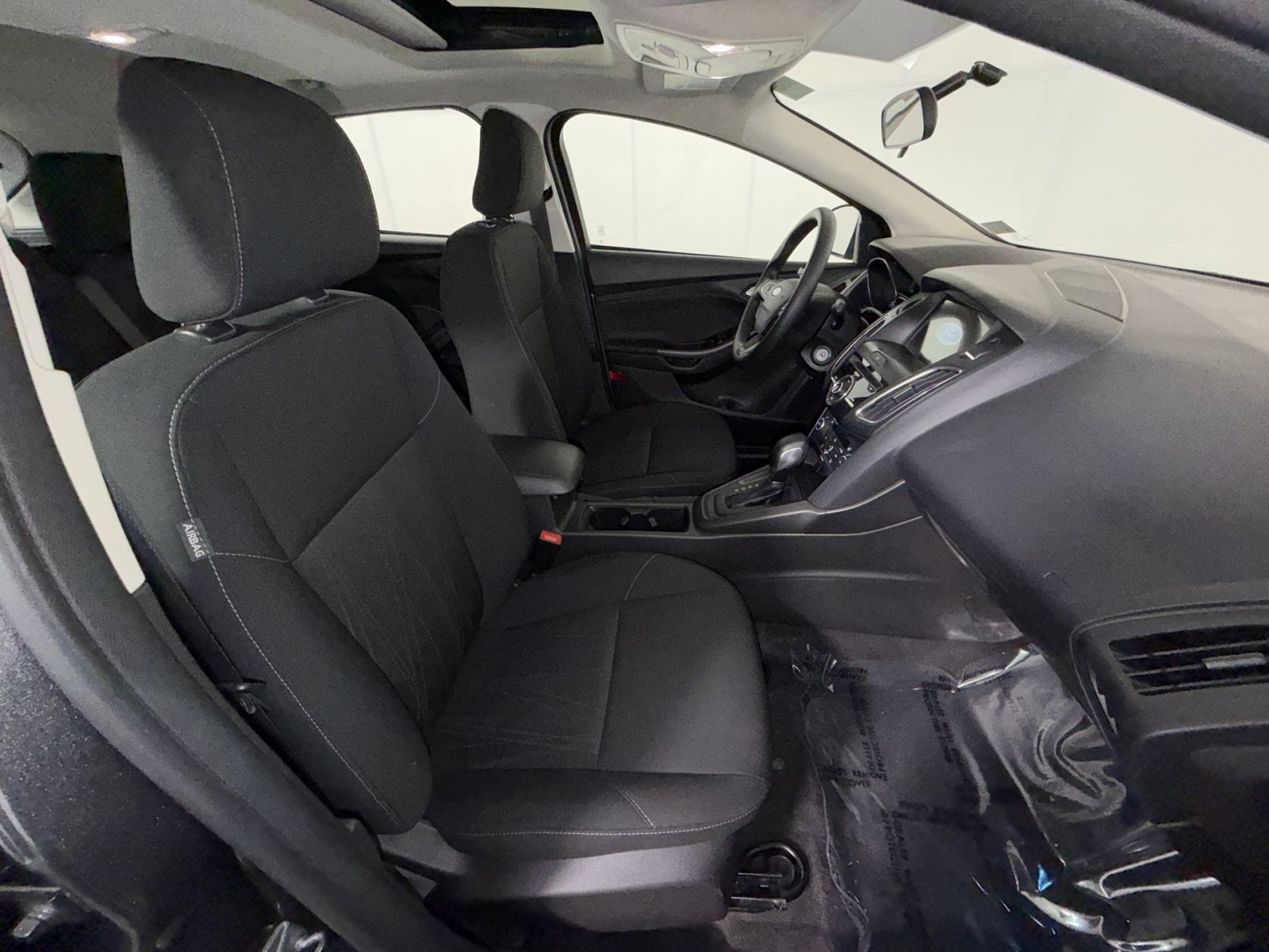 Used 2018 Ford Focus SEL FWD image 26