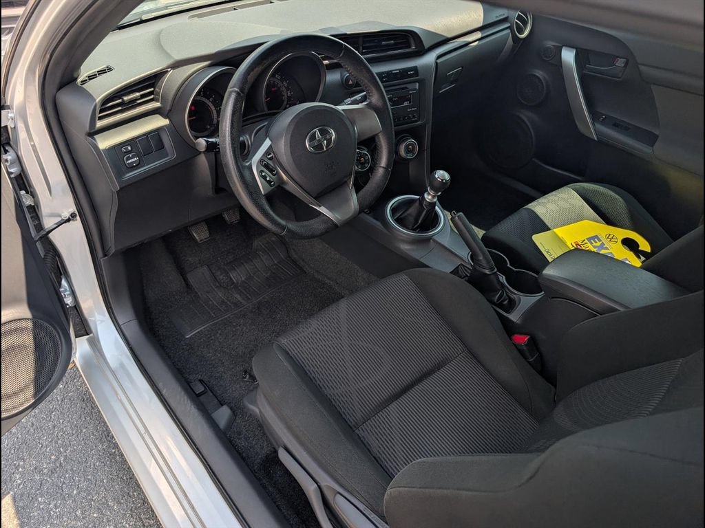 Used 2012 Scion tC FWD image 9