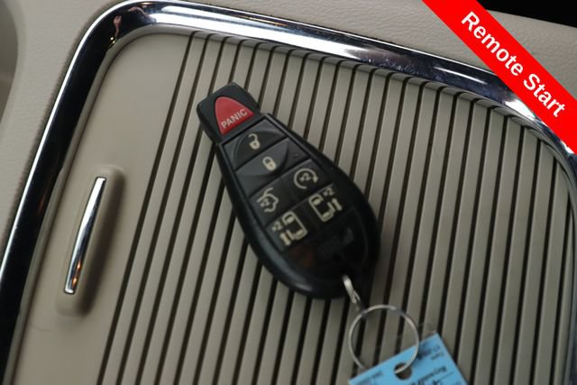 Used 2019 Dodge Grand Caravan SXT FWD image 3