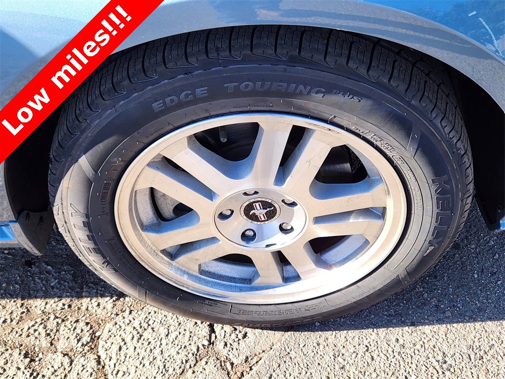 Used 2007 Ford Mustang GT Premium image 14