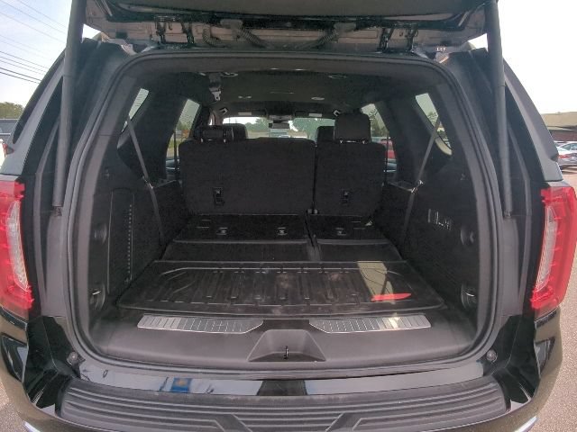 Used 2024 GMC Yukon Denali AWD/4WD image 16