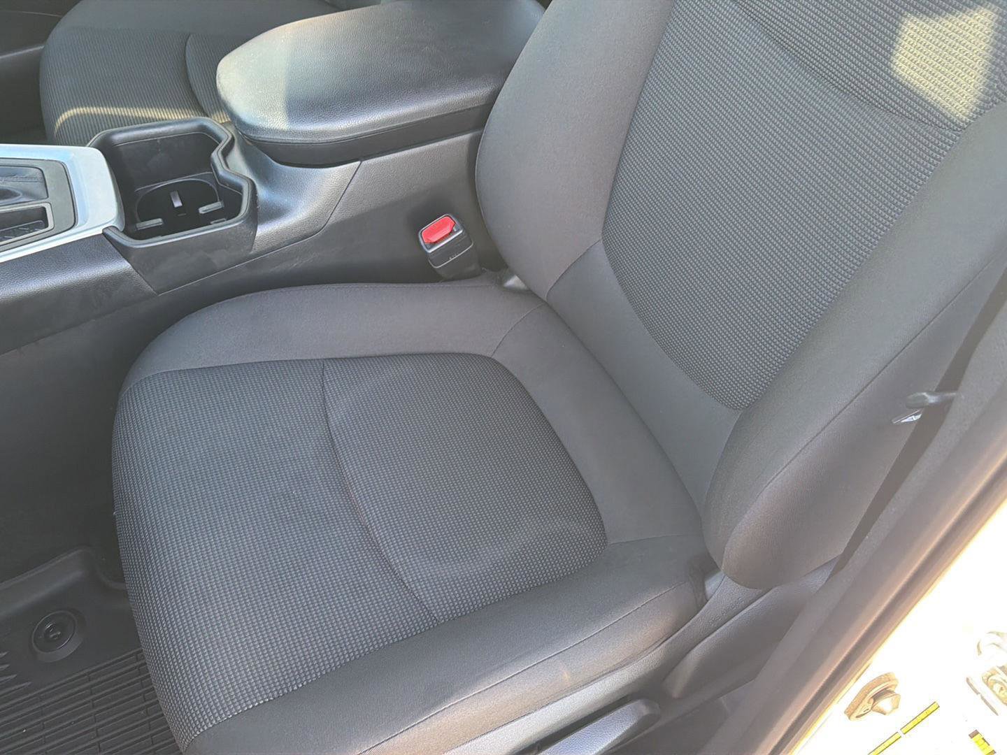 Certified 2024 Toyota RAV4 LE FWD image 28