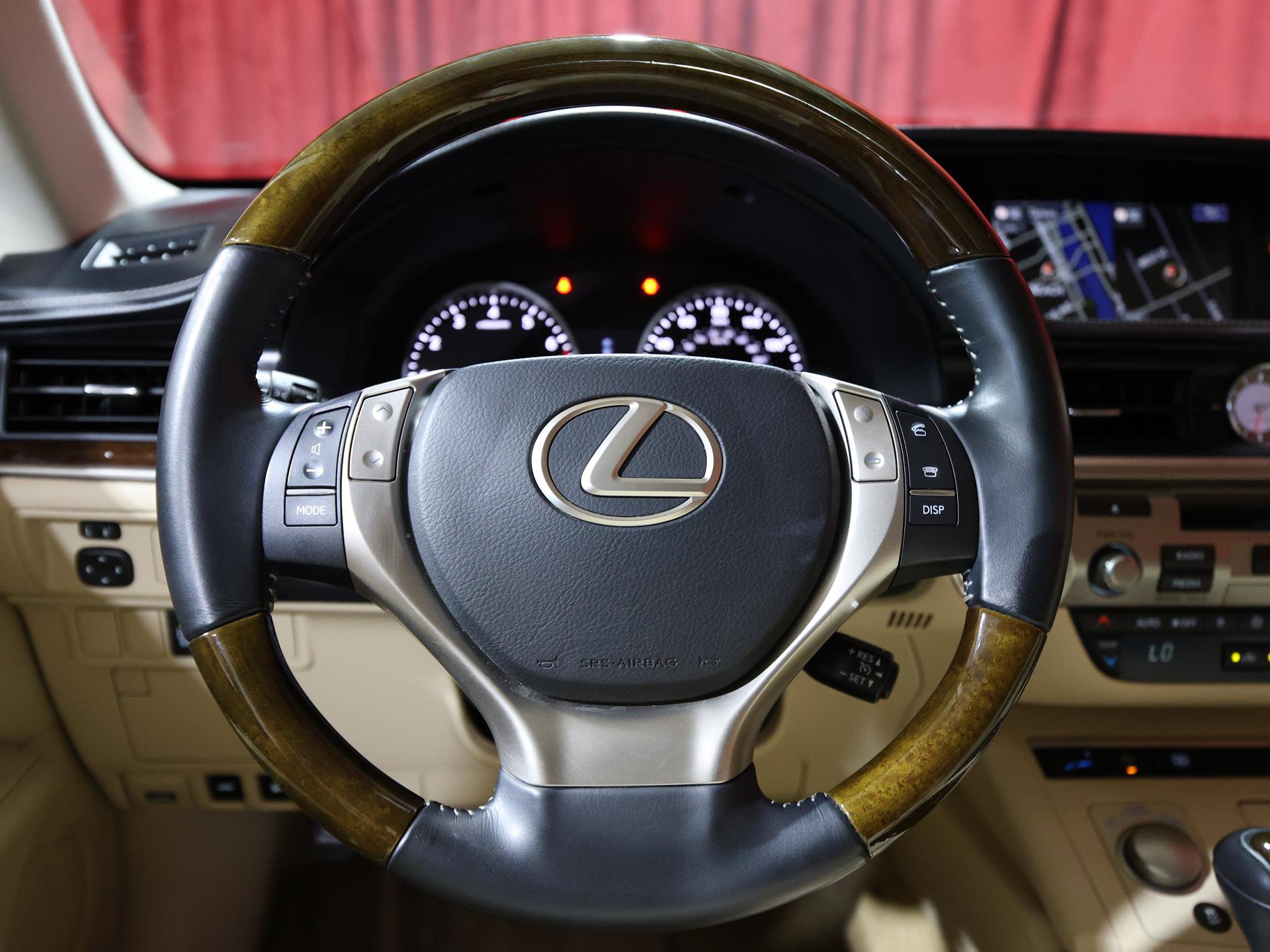 Used 2015 Lexus ES 350 w/ Luxury Package FWD image 16
