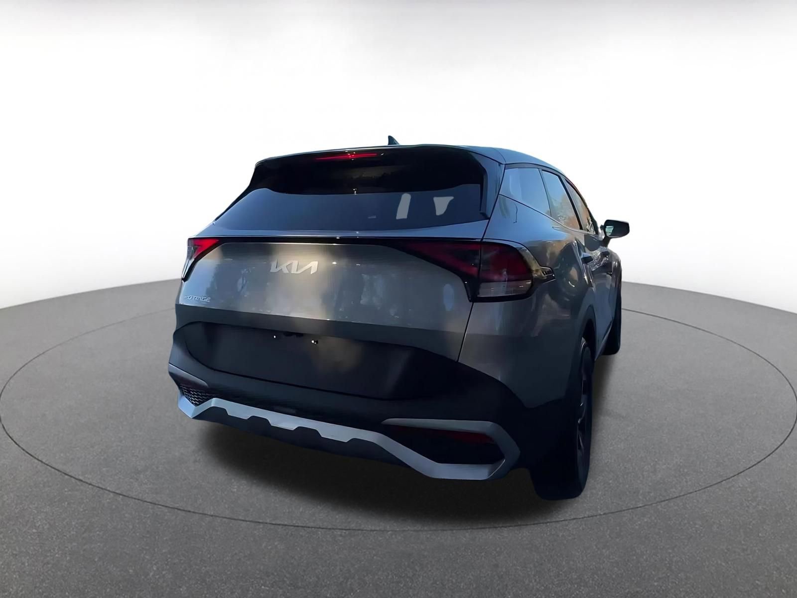 Used 2025 Kia Sportage LX image 14