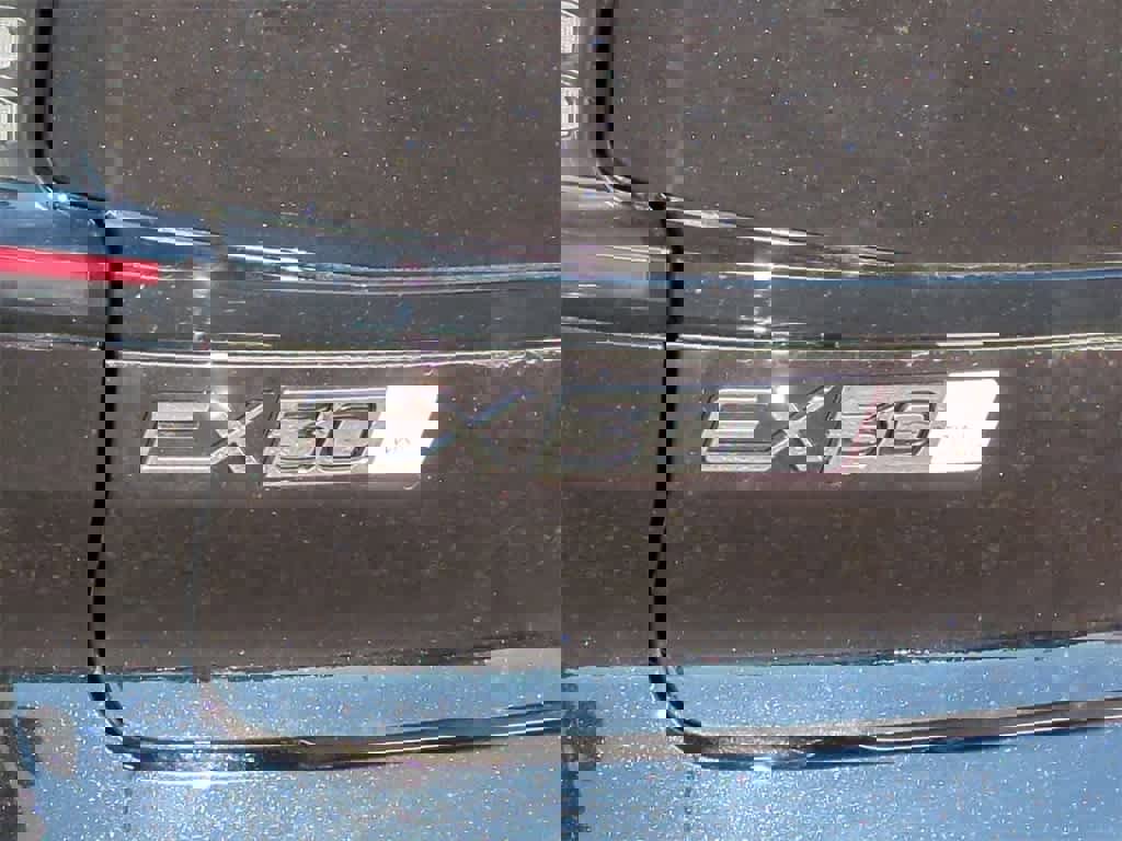 New 2025 Volvo EX30 Plus w/ Protection Package Premier image 11