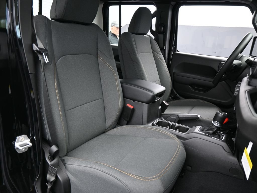 New 2026 Jeep Gladiator Sport AWD/4WD image 39