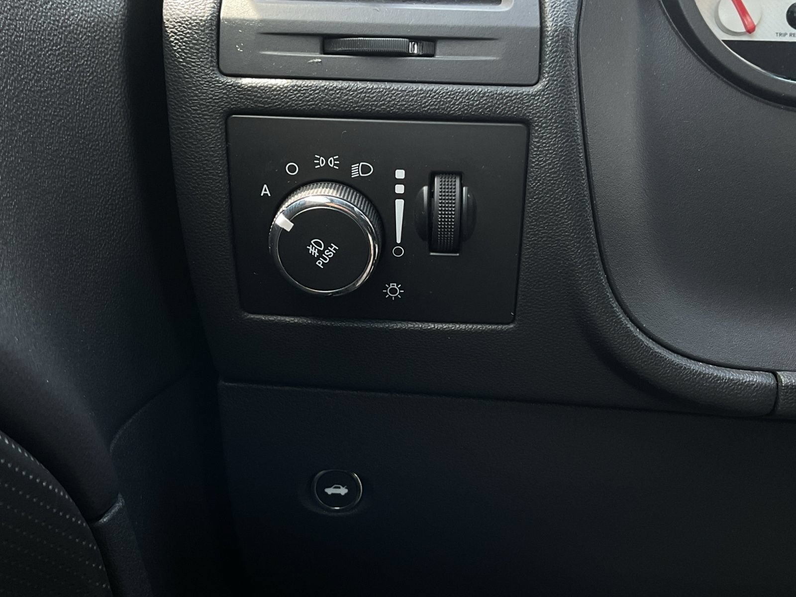 Used 2014 Dodge Challenger R/T Plus RWD image 42