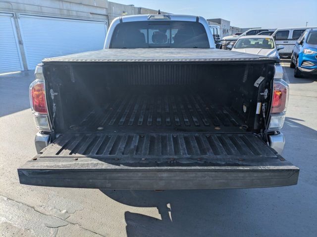 Used 2021 Toyota Tacoma TRD Sport image 11