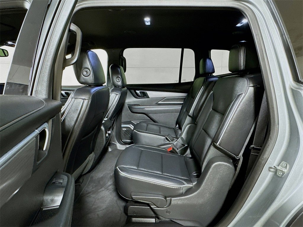 Certified 2025 Buick Enclave Preferred image 23