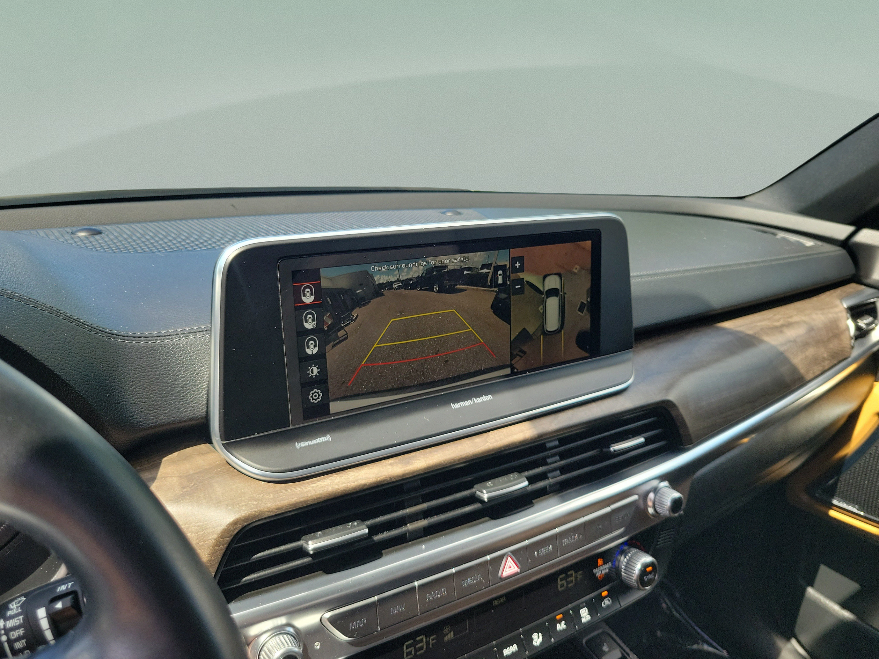 Used 2020 Kia Telluride SX w/ Towing Package FWD image 18