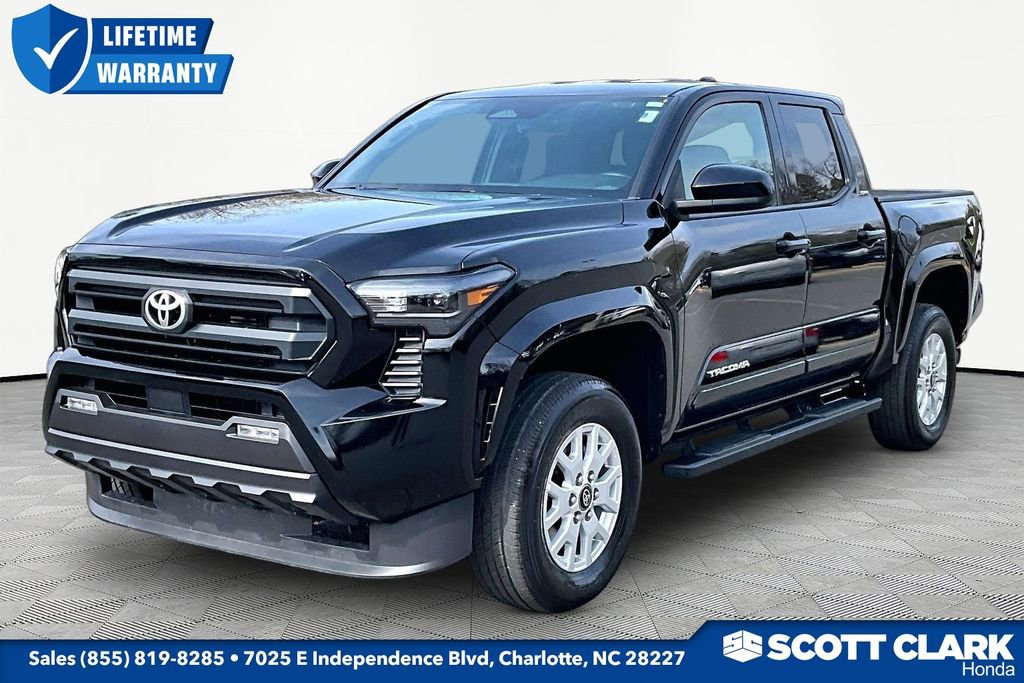 Used 2025 Toyota Tacoma SR5 image 3