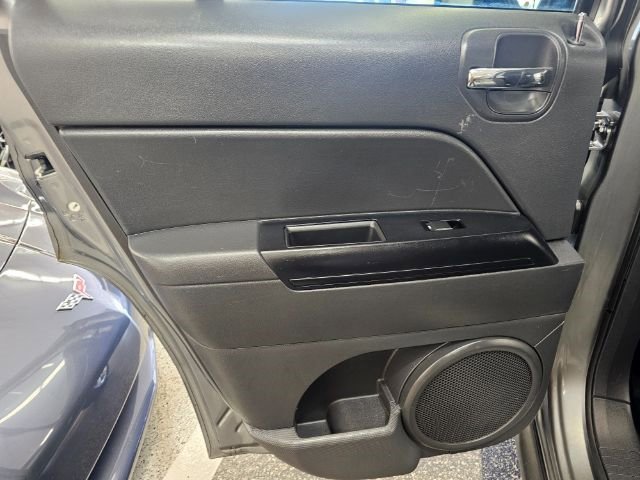 Used 2012 Jeep Patriot Latitude image 27