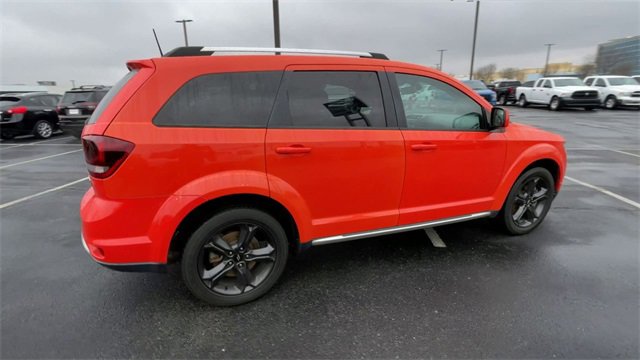 Used 2019 Dodge Journey Crossroad image 2