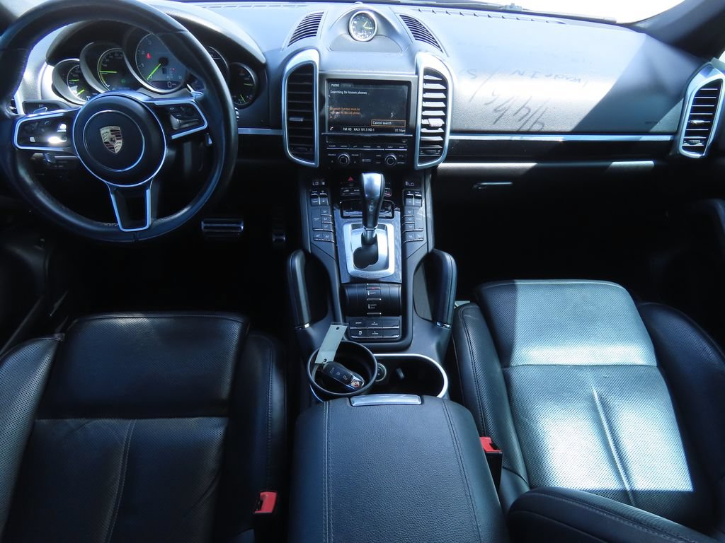 Used 2016 Porsche Cayenne S AWD/4WD image 7