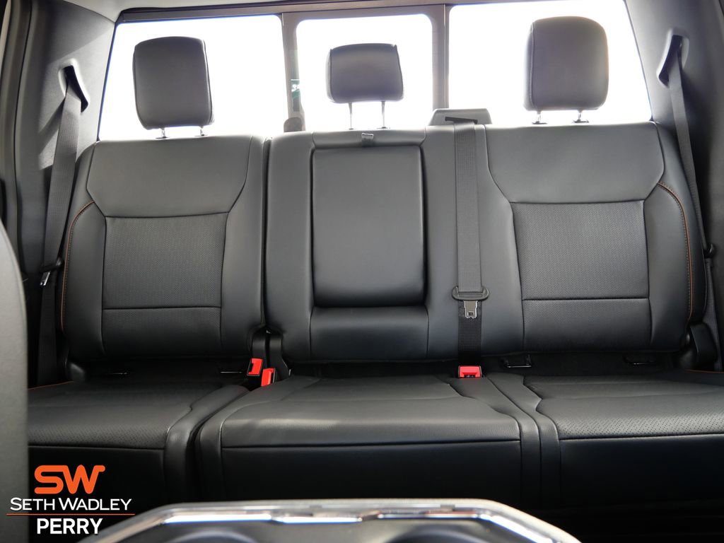 New 2026 Ford F250 Lariat w/ Lariat Premium Package image 18