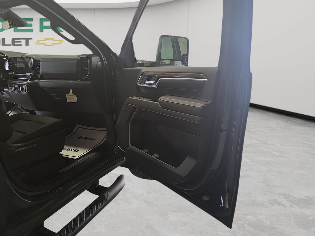 New 2026 Chevrolet Silverado 3500 LT w/ Trail Boss Package AWD/4WD image 44