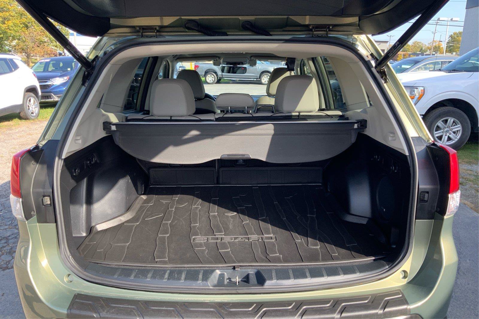 Used 2019 Subaru Forester Limited AWD/4WD image 12