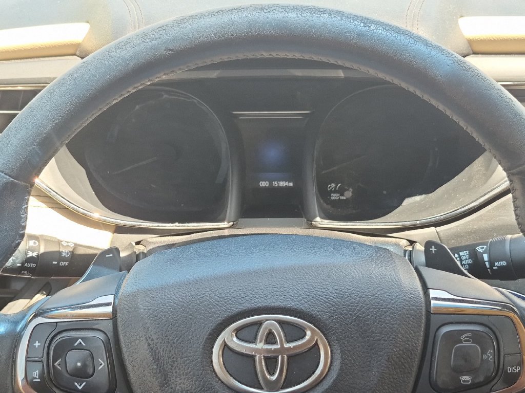 Used 2015 Toyota Avalon Limited FWD image 26